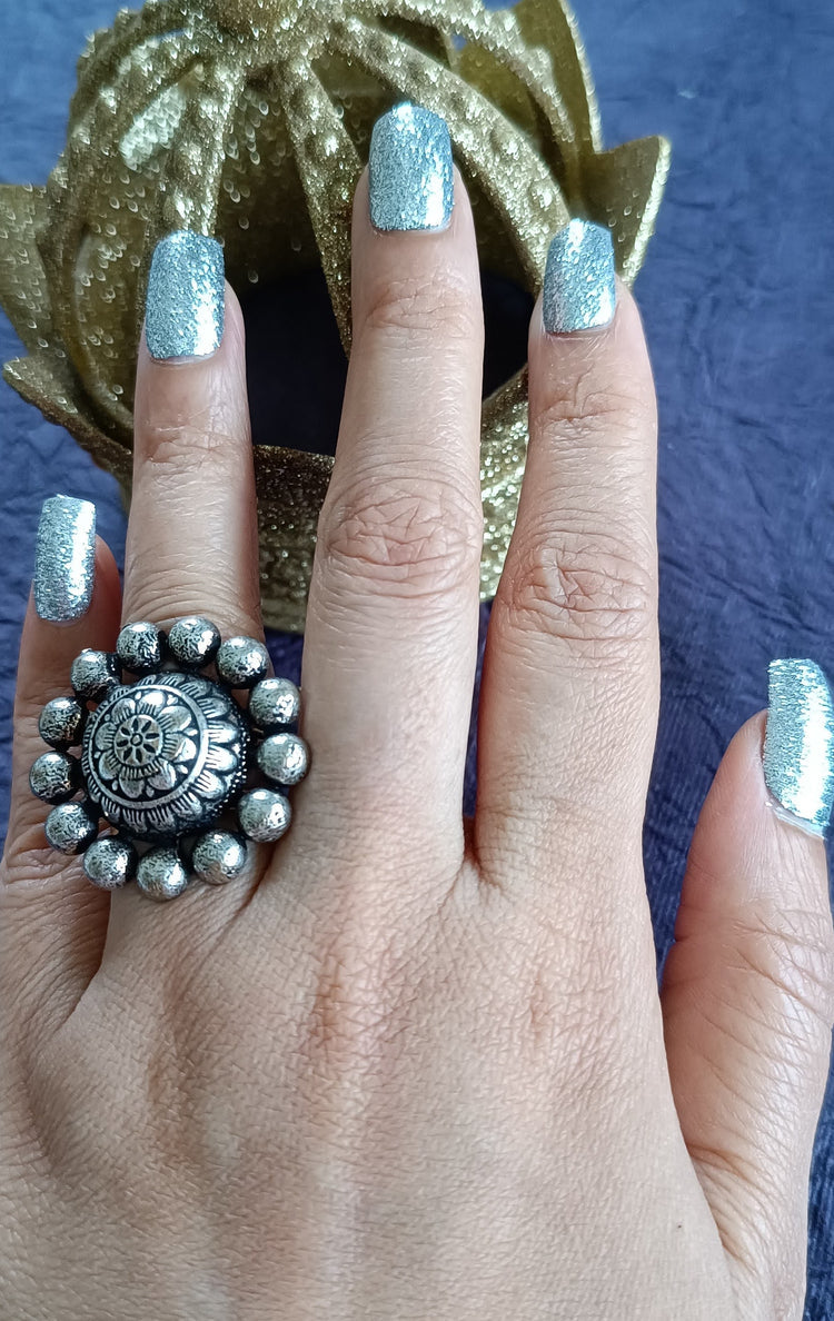Combo of Acrylic/ Press-on Designer Nails with Glue Tabs | Artificial Nails Under 200 - Box Shaped Golden Shimmer-Silver Shimmer