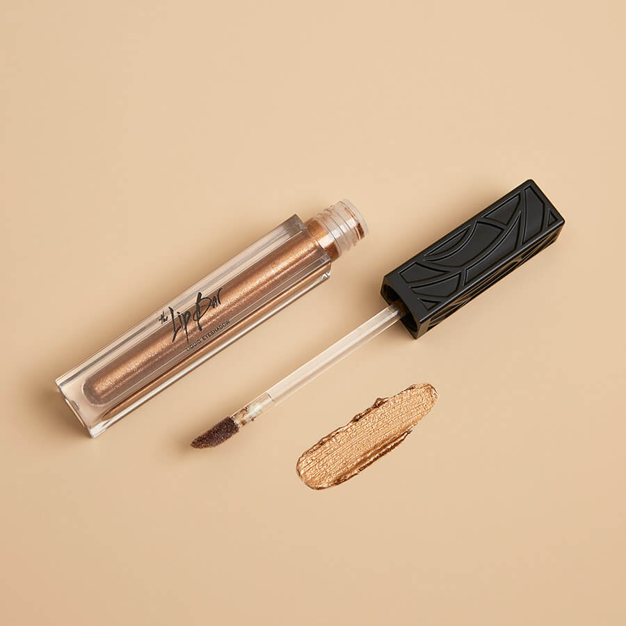 The lip bar LIQUID EYESHADOW