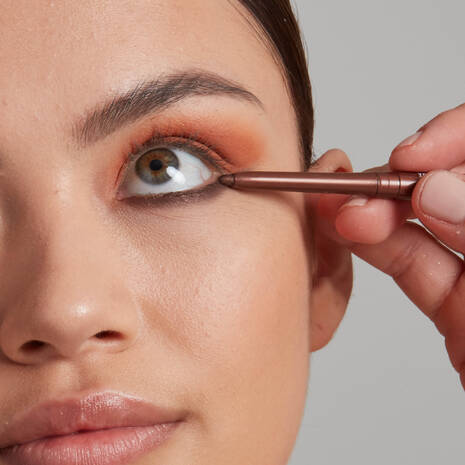 NYX RETRACTABLE EYE LINER