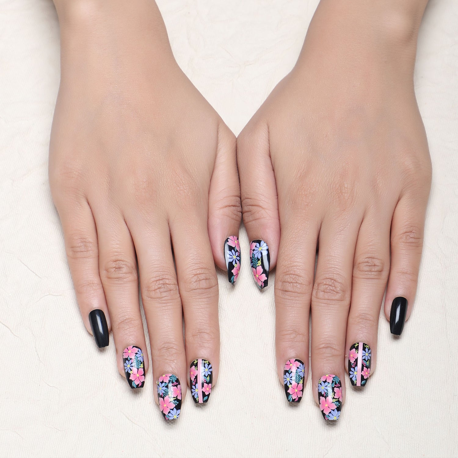 Lick Nail floral