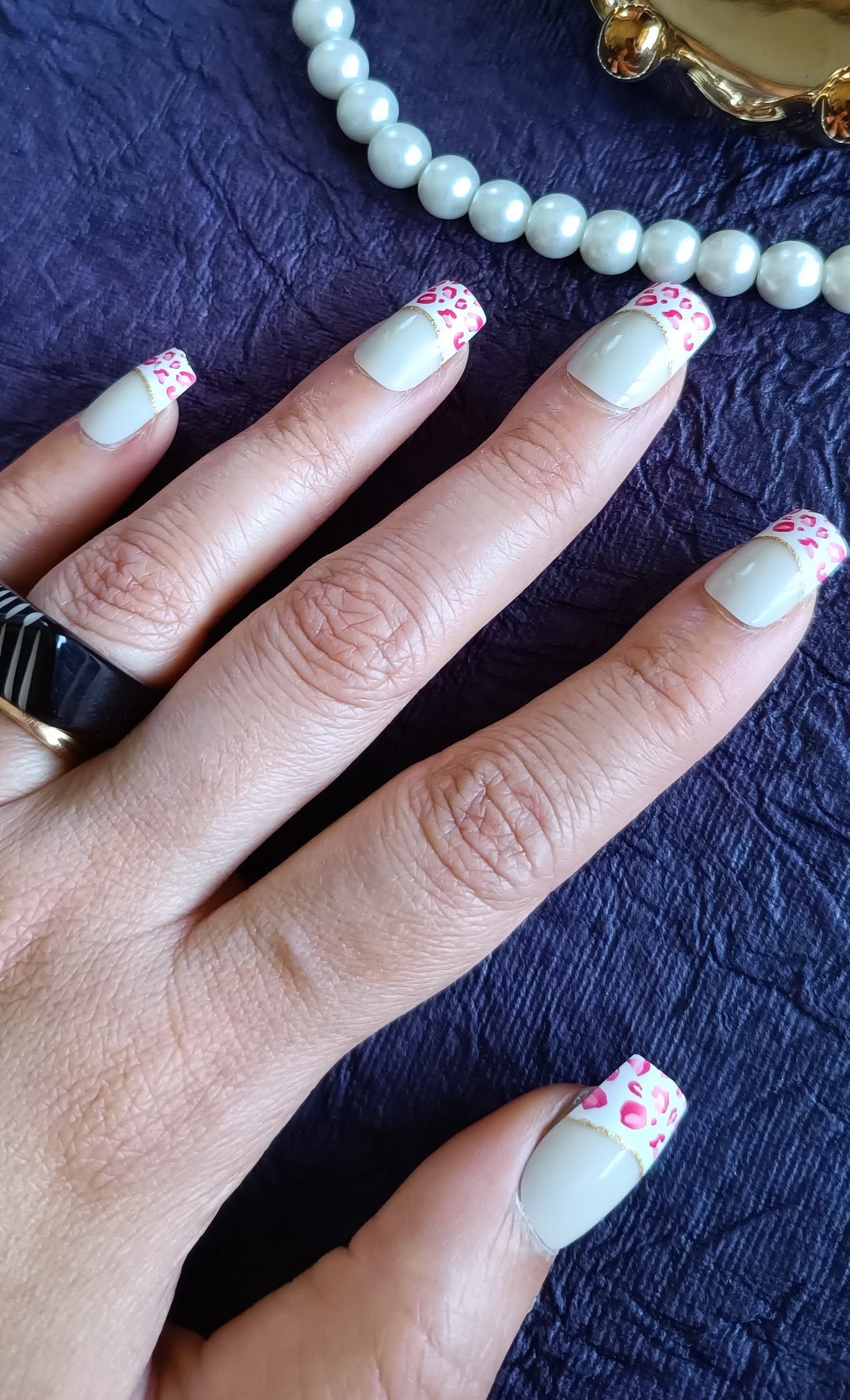 Acrylic/ Press-on Designer Nails with Glue Tabs | Artificial Nails Under 50  - Red-White French Tips