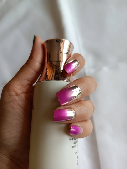 Acrylic/ Press-on Designer Nails with Glue Tabs | Artificial Nails Under 100 - Box Shaped Pink-Gold Ombre Chromatic