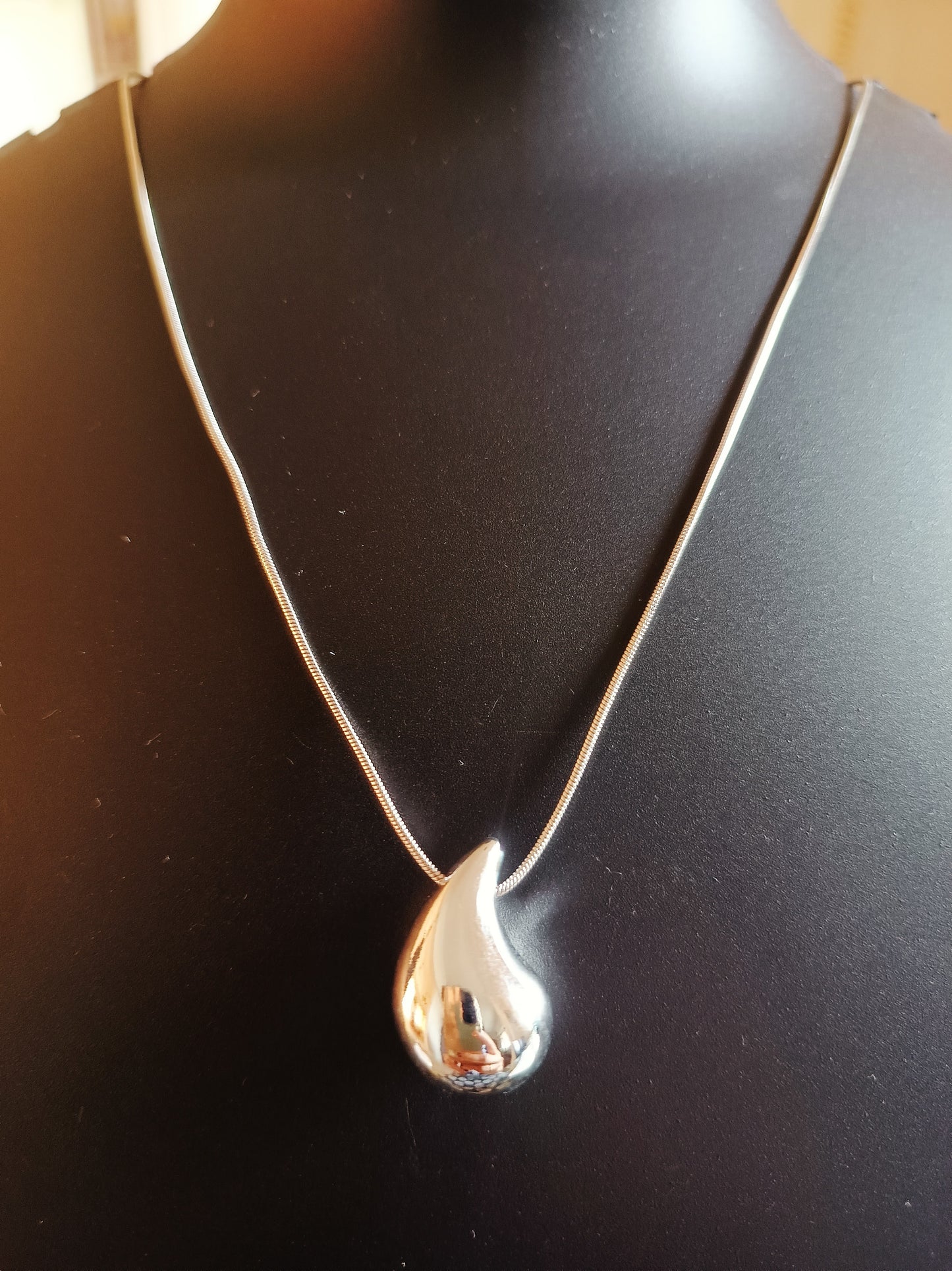 Single layered silver plated droplet neckpiece - Jewellery for women and girls