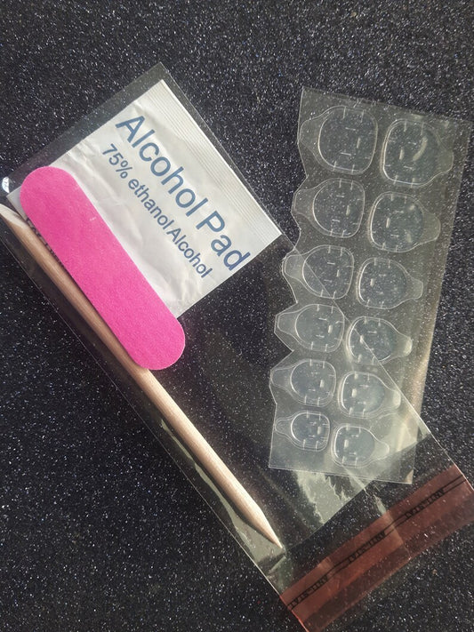 Press-On Nails - Application Kit - 4 in 1