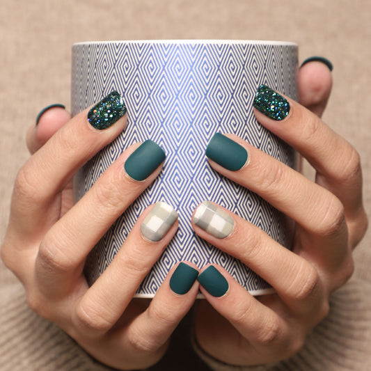 Lick Nail Emerald Green